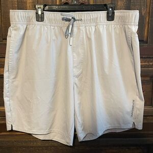 TravisMathew Men's Wanderlust E-Waist Shorts